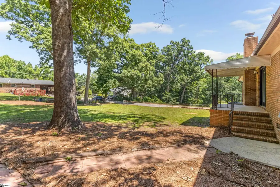 402 Woodley Road, Spartanburg, SC 29306 - #2