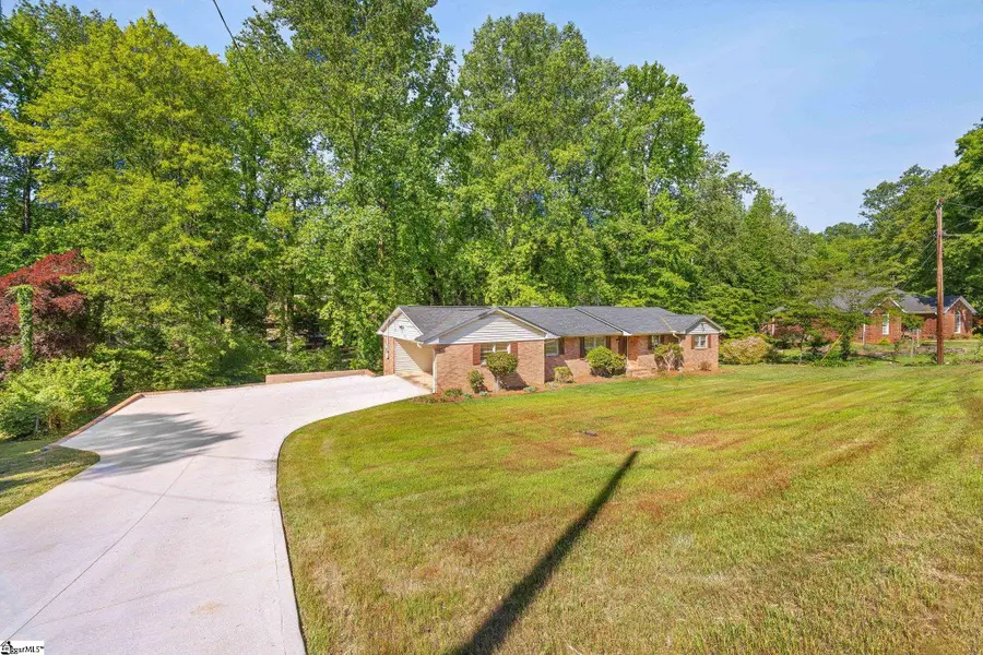 11 Fontana Drive, Greenville, SC 29609 - #3