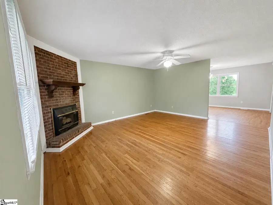 164 Greenway Avenue, Union, SC 29379 - #3