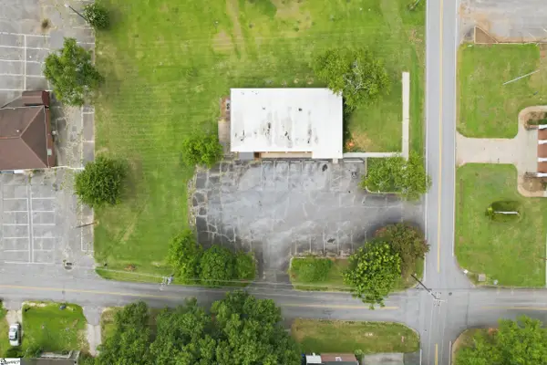 106 S Texas Avenue, Greenville, SC 29611