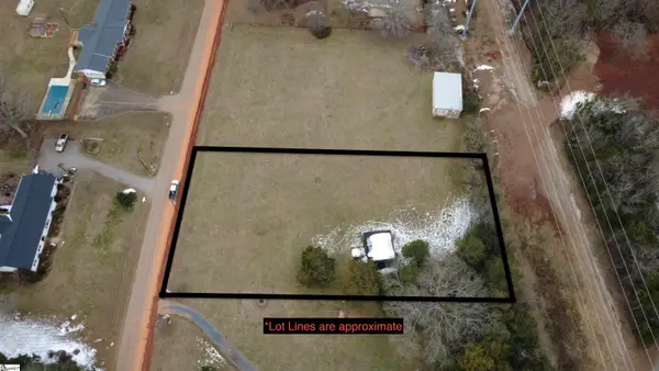 667 Canterbury Road, Piedmont, SC 29673