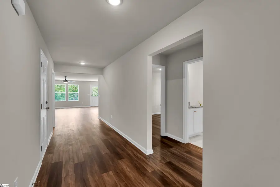 442 S Elm Street, Pendleton, SC 29670 - #2