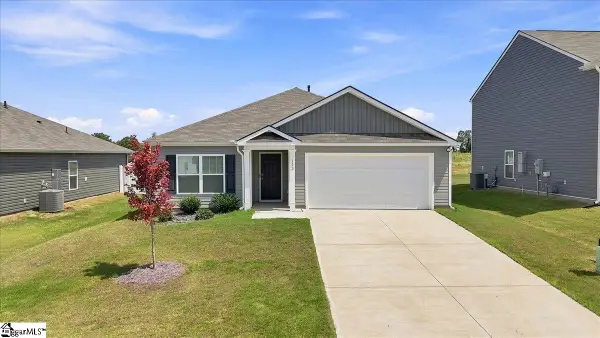 123 Elgin Drive, Laurens, SC 29360