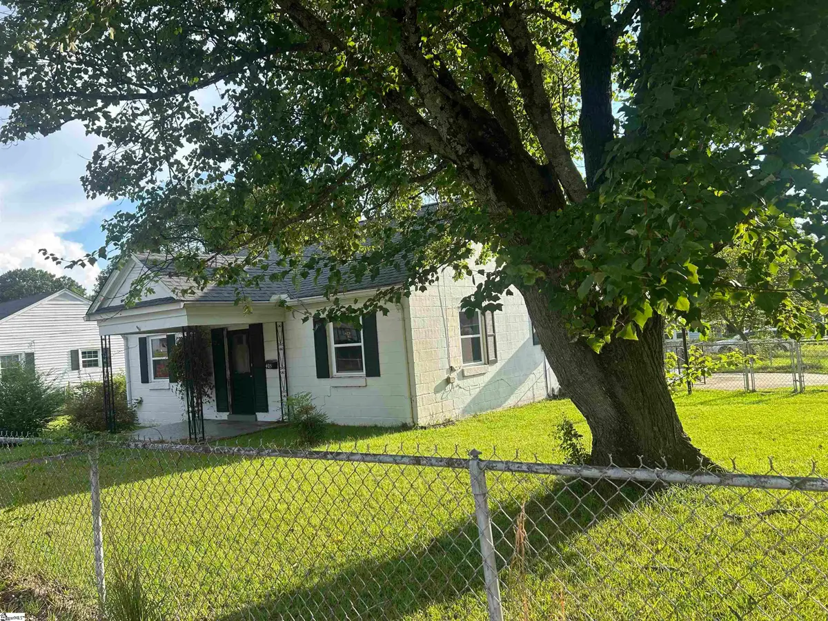 405 Elizabeth Street, Clinton, SC 29325 - #1