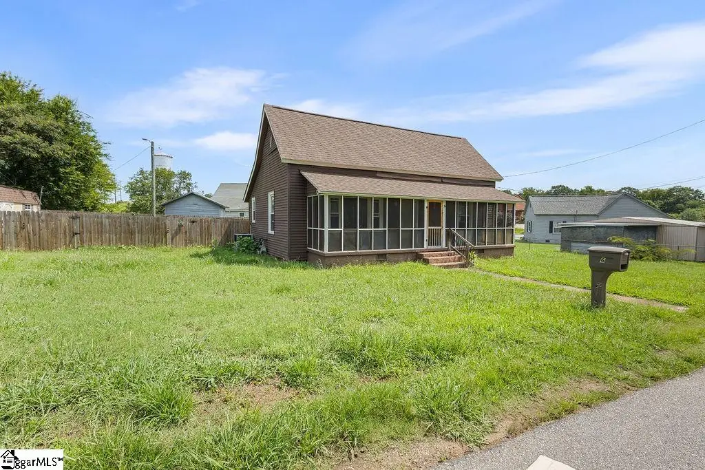 6 Lyman Street, Pelzer, SC 29669 - #1