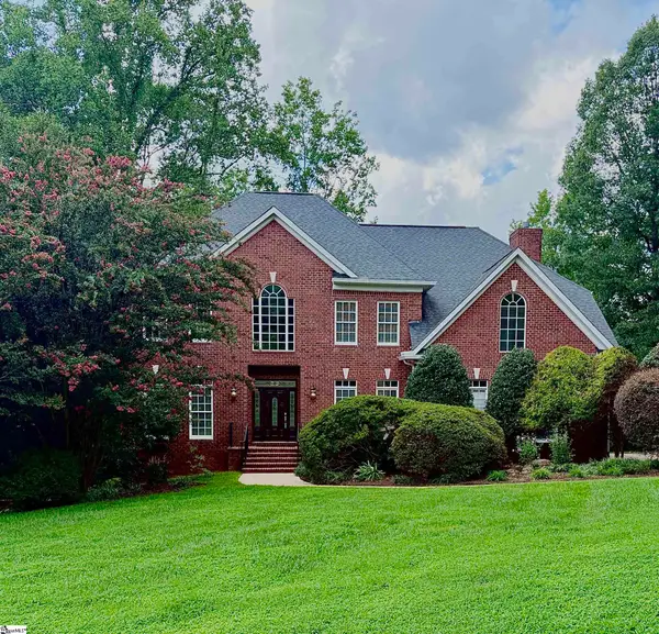 401 Rivercrest Drive, Taylors, SC 29687