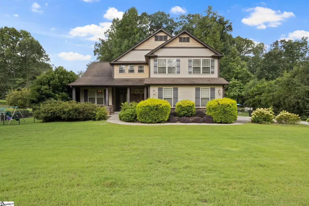 207 Beechwood Drive, Greer, SC 29651-5547 - #1