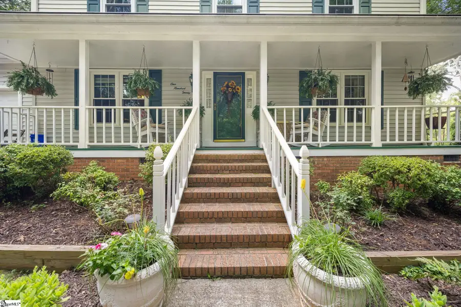 120 E Woodburn Drive, Taylors, SC 29687 - #3