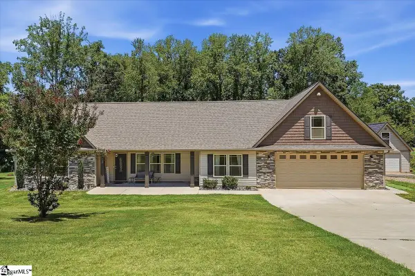 132 Holston Valley Circle, Inman, SC 29349