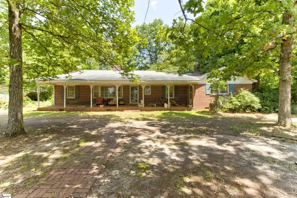1808 Poole Town Road, Laurens, SC 29360