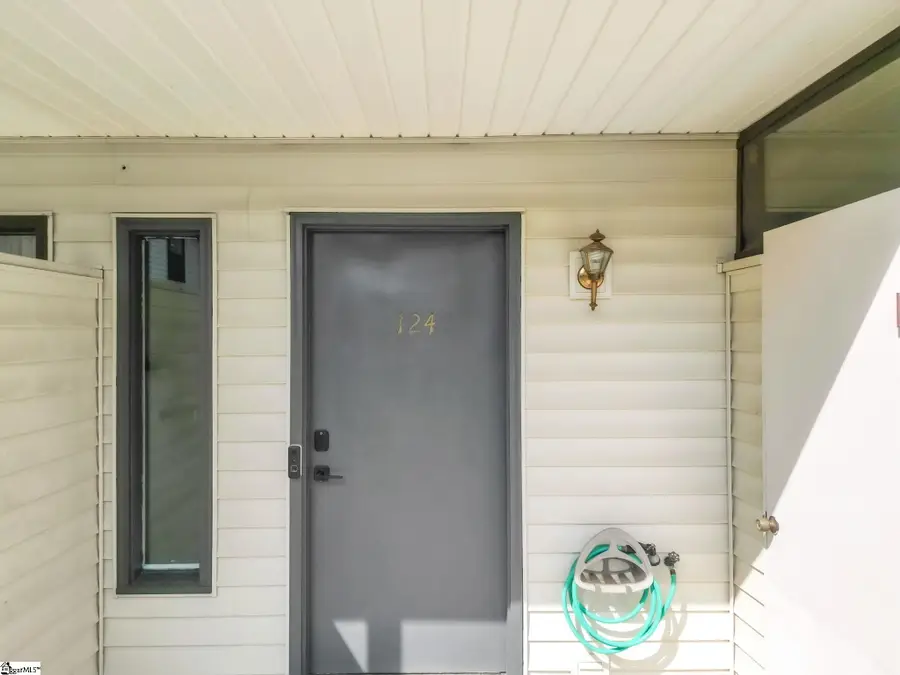 124 Shockley Street, Taylors, SC 29687 - #2