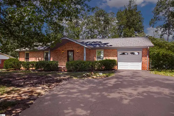 120 Pineview Drive, Easley, SC 29642