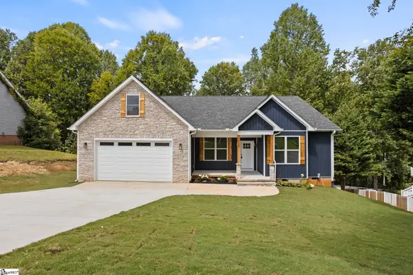 129 Faulkner Circle, Greer, SC 29651
