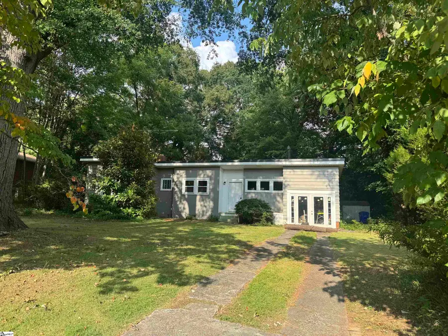 11 Ashton Avenue, Greenville, SC 29609 - #2