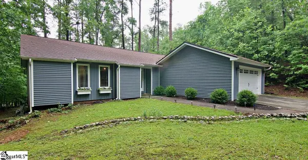 1279 Coneross Point Drive, Seneca, SC 29678