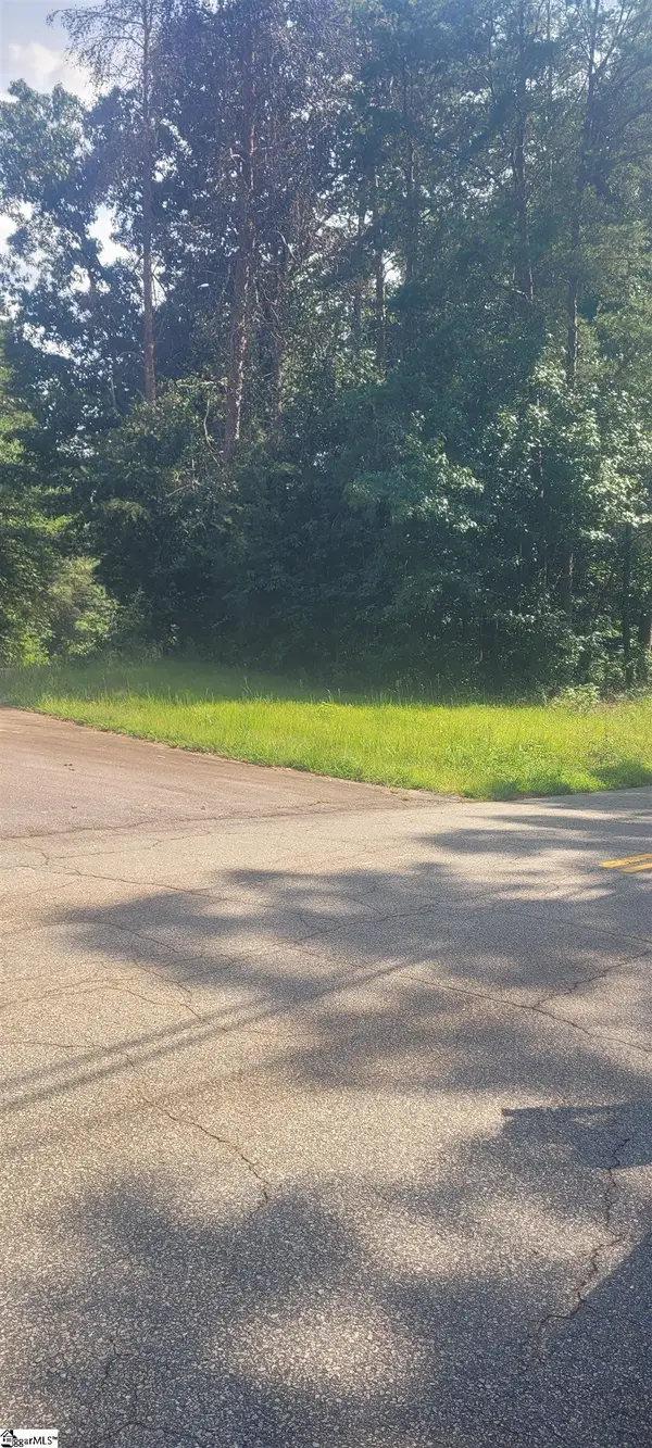 00 Conner Boulevard, Fair Play, SC 29643