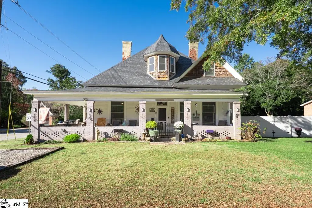 234 W Georgia Street, Woodruff, SC 29388 - #1