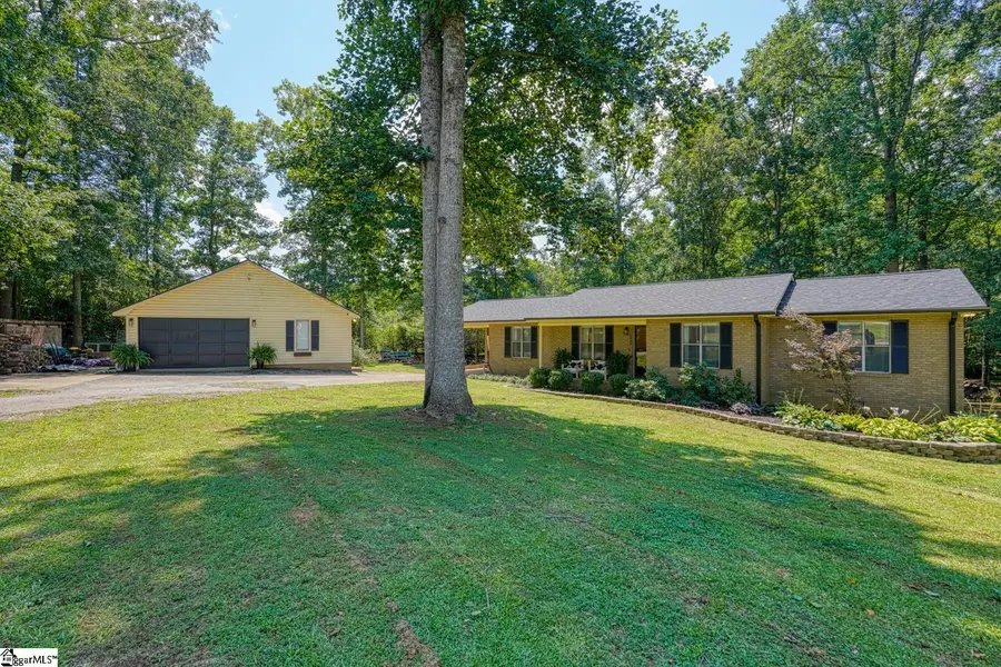 6425 Greenfield Drive, Spartanburg, SC 29303 - #2