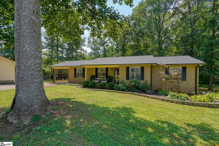 6425 Greenfield Drive, Spartanburg, SC 29303 - #3