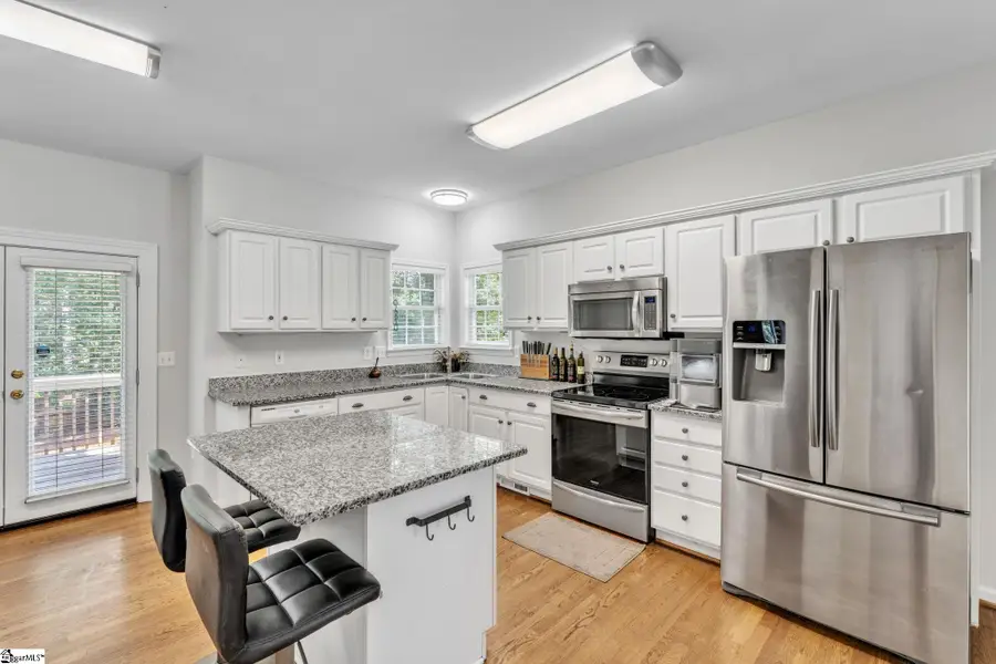 25 Amberjack Court, Taylors, SC 29687 - #3