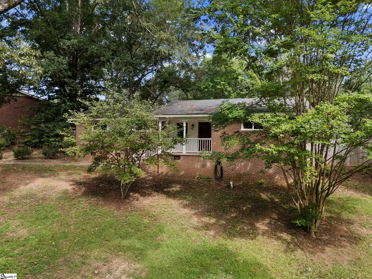 207 Seminole Drive, Simpsonville, SC 29680 - #1