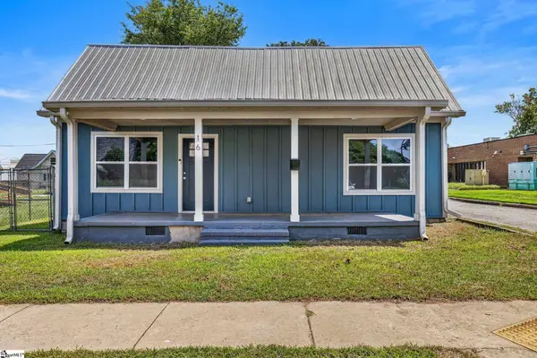 16 Welch Street, Greenville, SC 29605