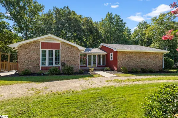 195 Pine Trace, Campobello, SC 29322