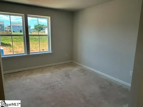 129 Edgewood Farms Court, Easley, SC 29640