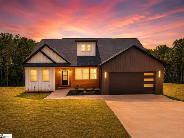 500 Skyline Drive, Campobello, SC 29322