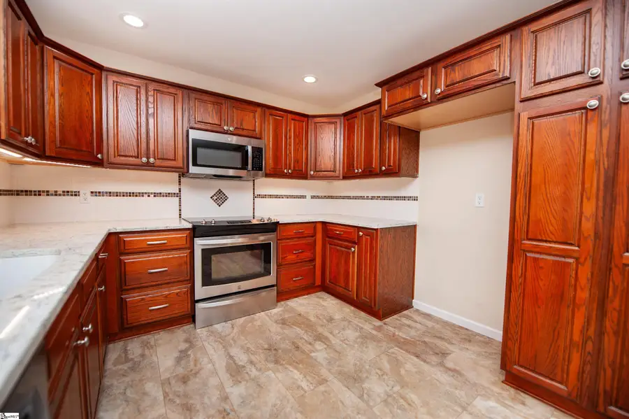 145 Crossgate Drive, Boiling Springs, SC 29316 - #3