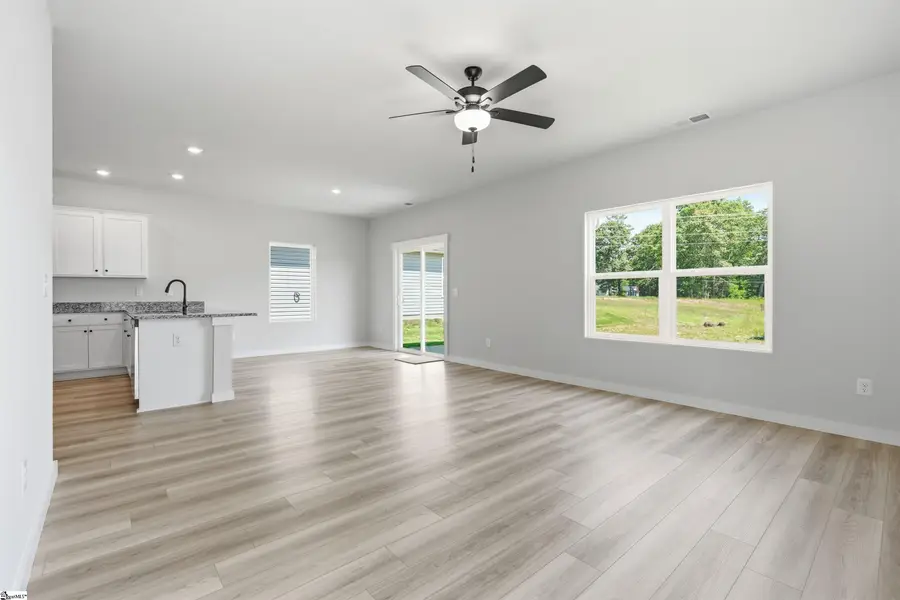 438 West Claywalk Road, Woodruff, SC 29388 - #3
