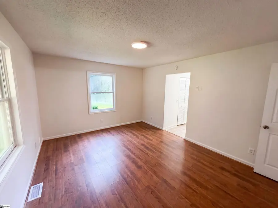 106 Hilltop Road, Laurens, SC 29360 - #3