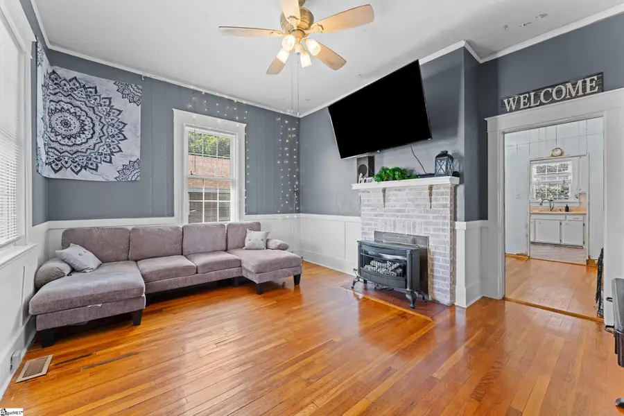 84 Saluda Street, Ninety Six, SC 29666 - #3