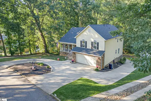 705 N Almond Drive, Simpsonville, SC 29681-3453