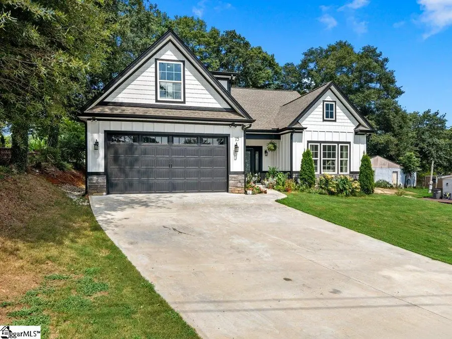 15 Julian Avenue, Greenville, SC 29611 - #2