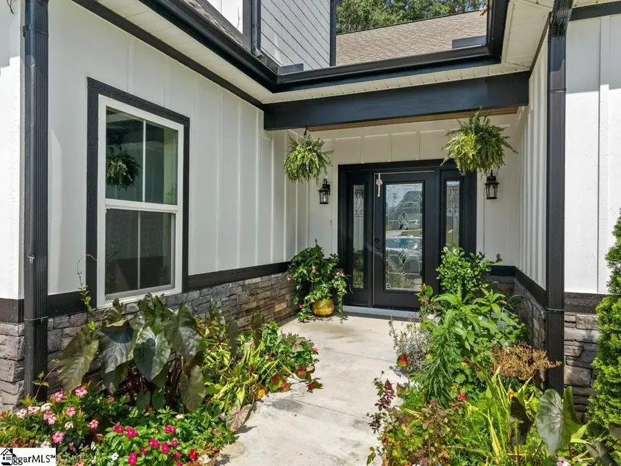 15 Julian Avenue, Greenville, SC 29611 - #3