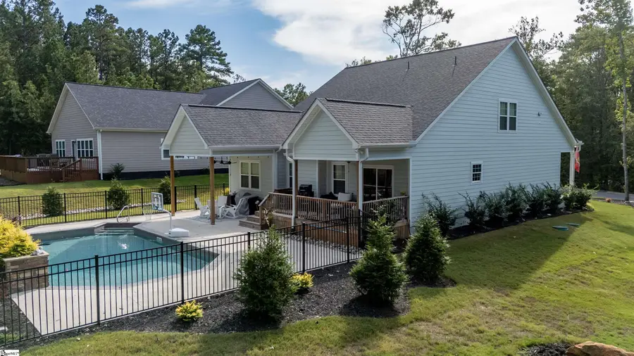 112 Portland Circle, Greenwood, SC 29649 - #2