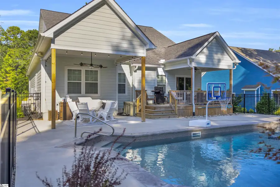 112 Portland Circle, Greenwood, SC 29649 - #3