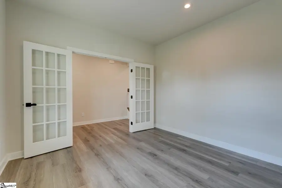 6059 Ives Avenue, Spartanburg, SC 29307 - #3