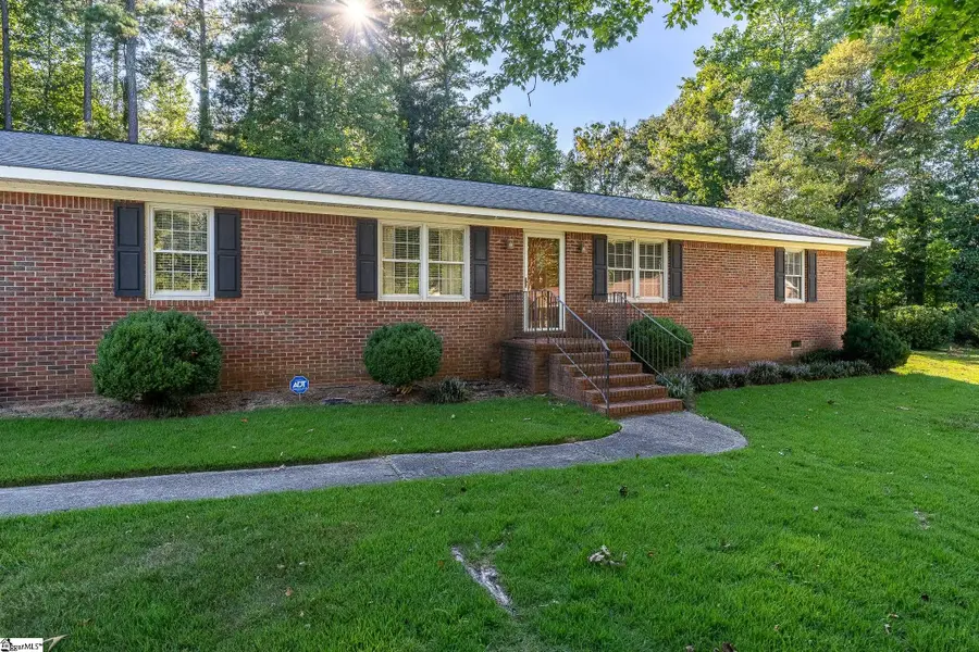 105 Vicksburg Court, Simpsonville, SC 29681 - #2