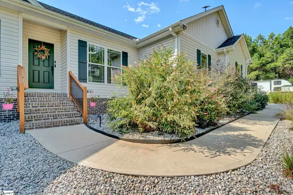 620 Daventon Road, Honea Path, SC 29654