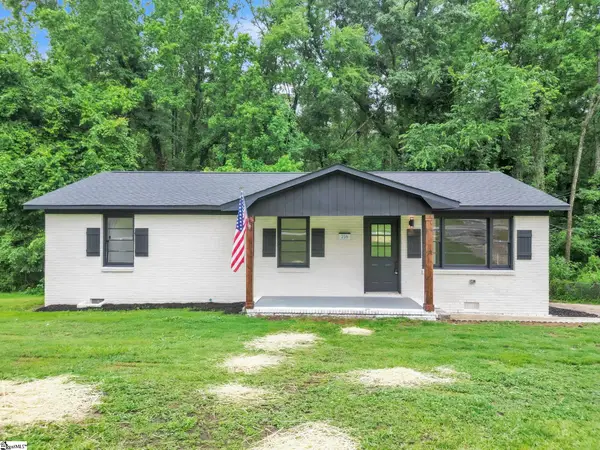 216 Ashcroft Drive, Greenwood, SC 29646