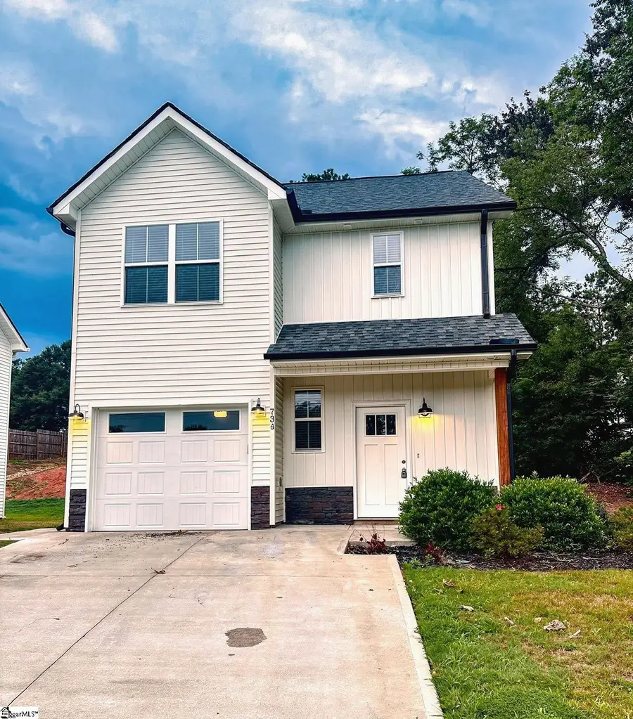 734 S Bomar Avenue, Landrum, SC 29356 - #2