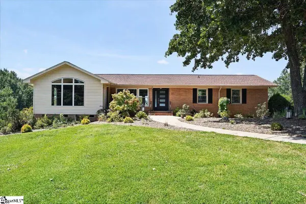 219 Fairview Drive, Greenville, SC 29609