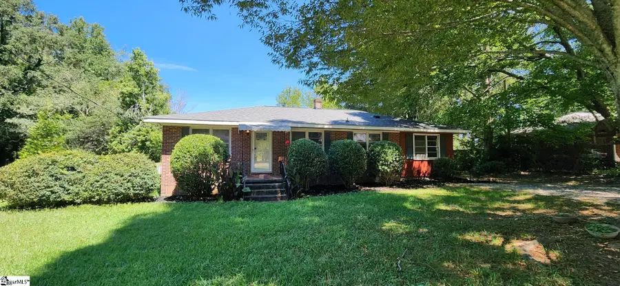 521 E Main Street, Pendleton, SC 29670 - #2