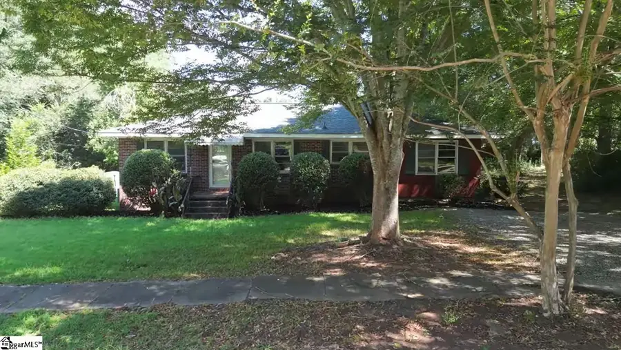 521 E Main Street, Pendleton, SC 29670 - #3