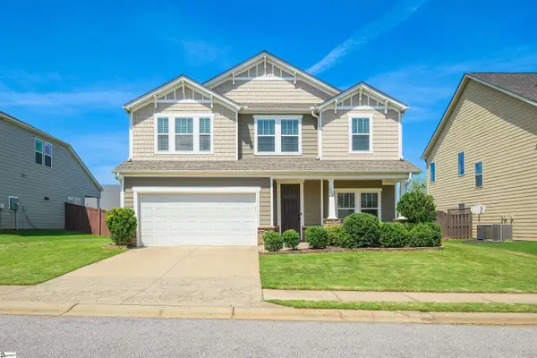 222 Delbourne Lane, Greer, SC 29651