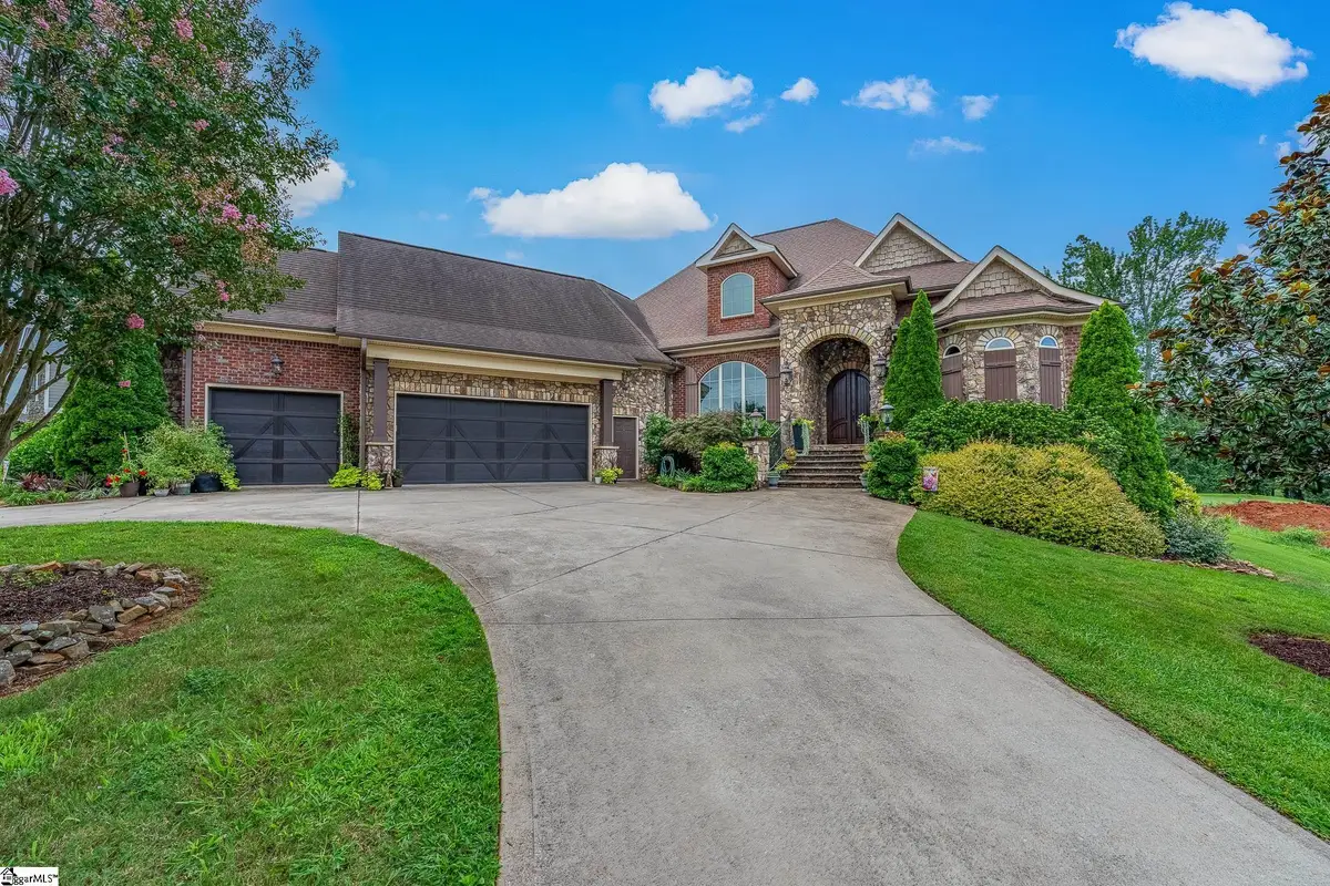 819 E Heathland Drive, Inman, SC 29349 - #1