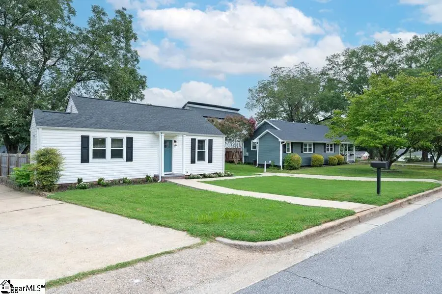 105 E Bearden Street, Greer, SC 29651 - #3