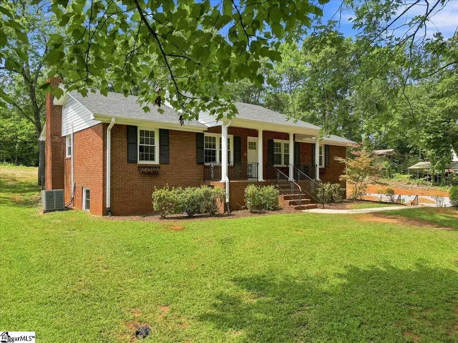 149 Coldstream Drive, Boiling Springs, SC 29316 - #2